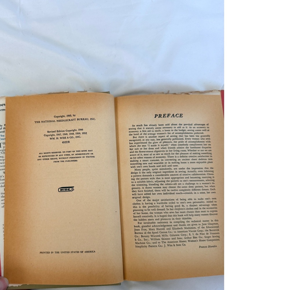 Vintage 1952 Encyclopedia of Modern Sewing Revised Edition Hardcover Dust Jacket - Picture 3 of 3